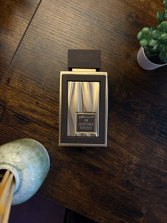 Le Bonheur - Asturi Wood (Sample)